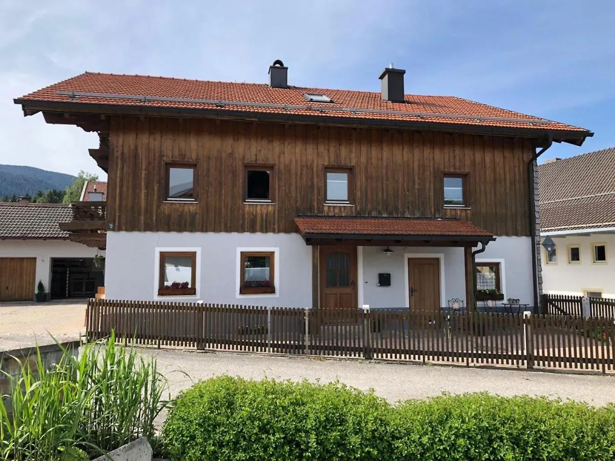 Monteurzimmer am Teisenberg Neukirchen am Teisenberg